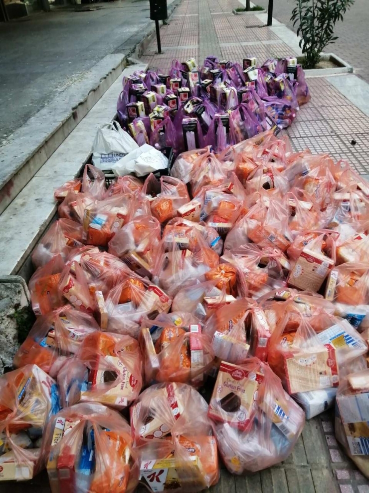 ΔΙΑΝΟΜΕΣ ΤΡΟΦΙΜΩΝ ΕΝ ΟΨΕΙ ΤΟΥ ΠΑΣΧΑ