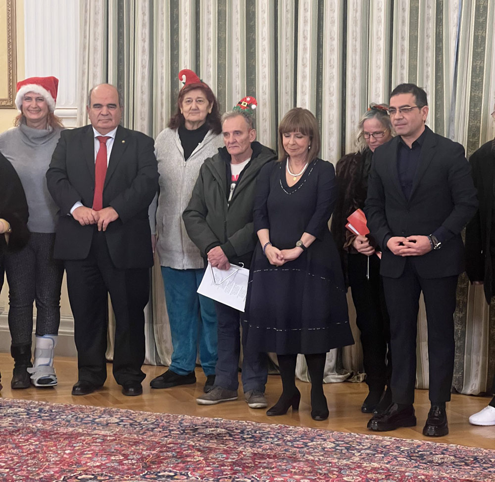 ΕΠΙΣΚΕΨΗ ΣΤΗΝ ΠΡΟΕΔΡΟ ΤΗΣ ΔΗΜΟΚΡΑΤΙΑΣ ΓΙΑ ΤΑ ΚΑΛΑΝΤΑ